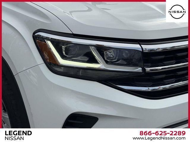 Used 2023 Volkswagen Atlas Cross Sport SE w/ Panoramic Sunroof Package image 8