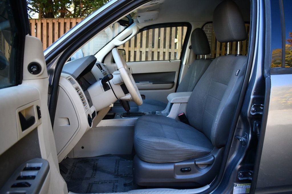 Used 2009 Ford Escape XLT image 15
