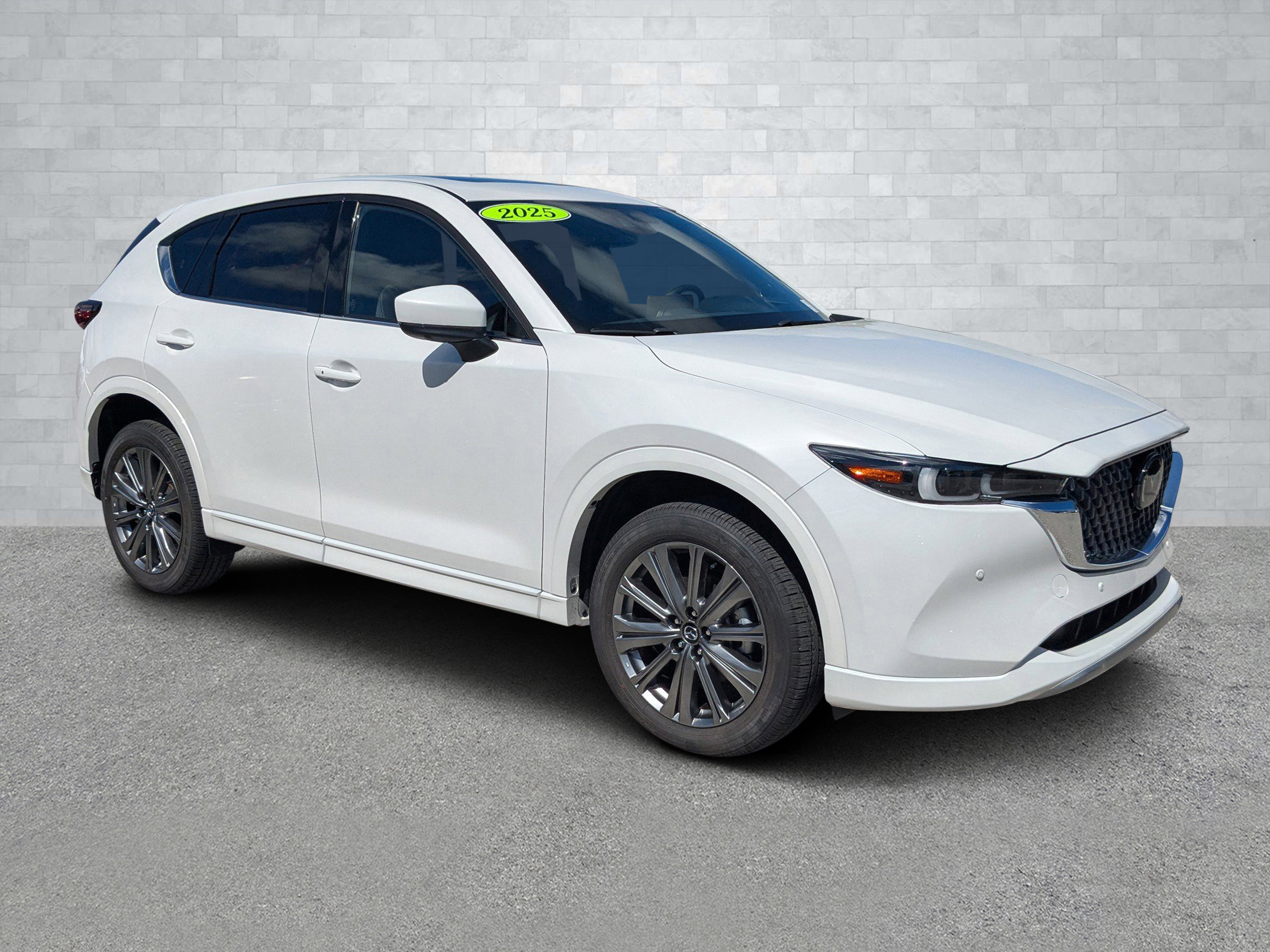 Used 2025 MAZDA CX-5 Signature image 1