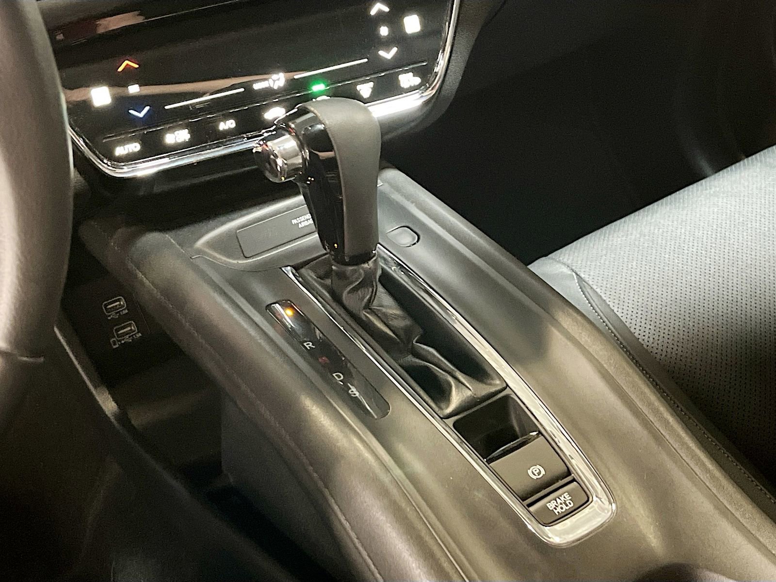 Used 2021 Honda HR-V EX-L image 16