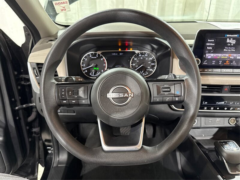 Used 2023 Nissan Rogue SV image 79