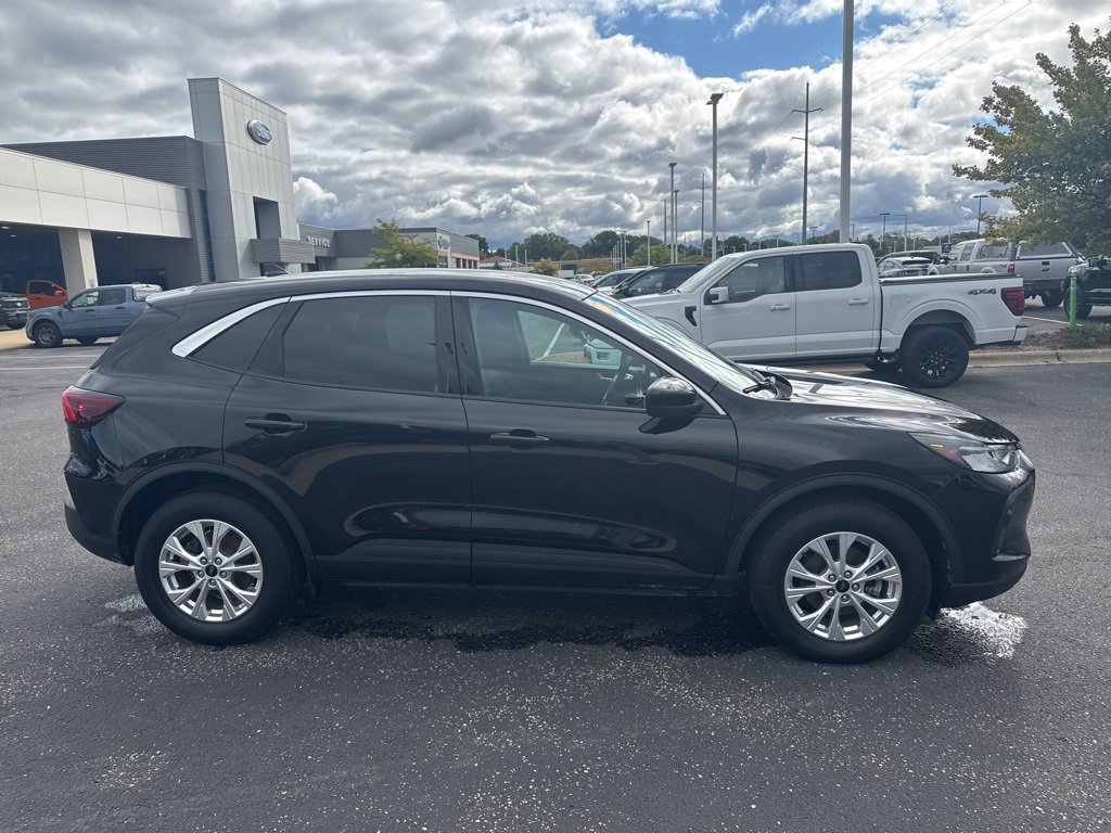 Certified 2023 Ford Escape Active w/ Tech Pack #2 image 4