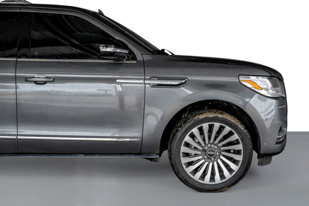 Used 2021 Lincoln Navigator L Reserve w/ Luxury Package AWD/4WD image 7