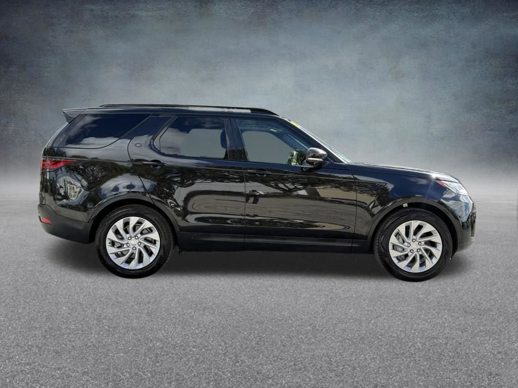 Used 2021 Land Rover Discovery S AWD/4WD image 4