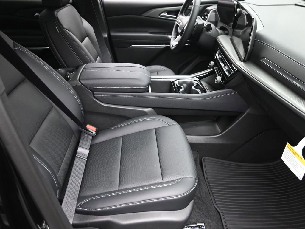 New 2026 Chevrolet Traverse LT image 7