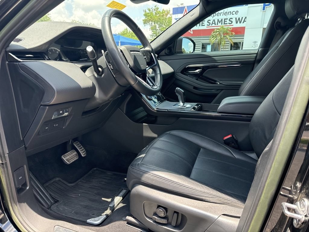Used 2023 Land Rover Range Rover Evoque R-Dynamic S AWD/4WD image 14