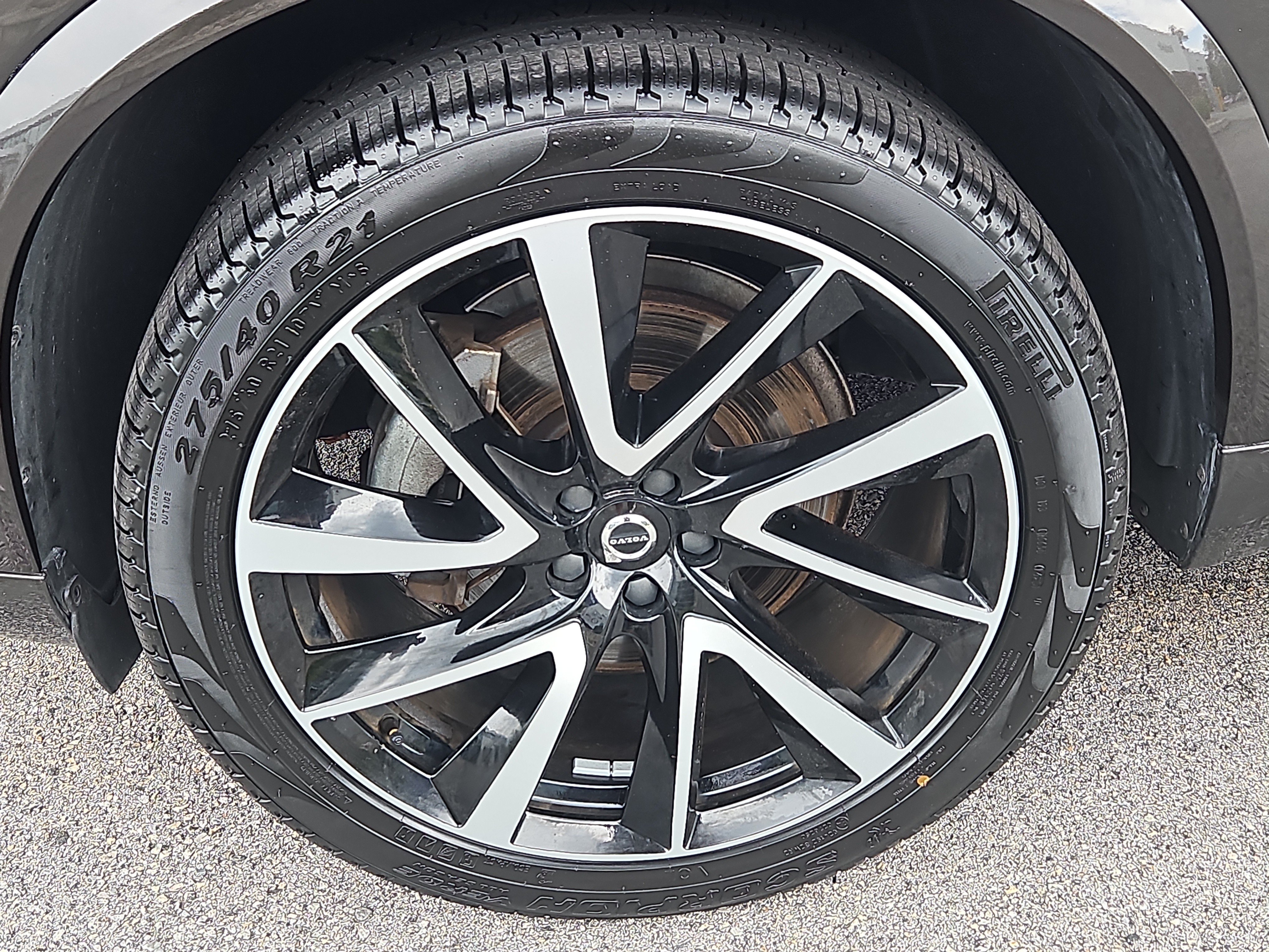Used 2023 Volvo XC90 B6 Plus w/ Protection Package AWD/4WD image 4