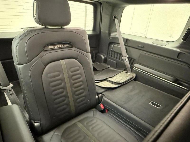 Used 2023 Rivian R1S Adventure AWD/4WD image 9