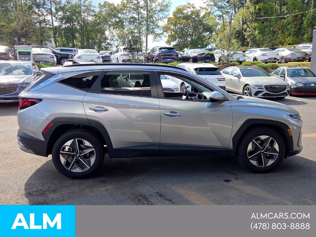 Used 2025 Hyundai Tucson SEL FWD image 14