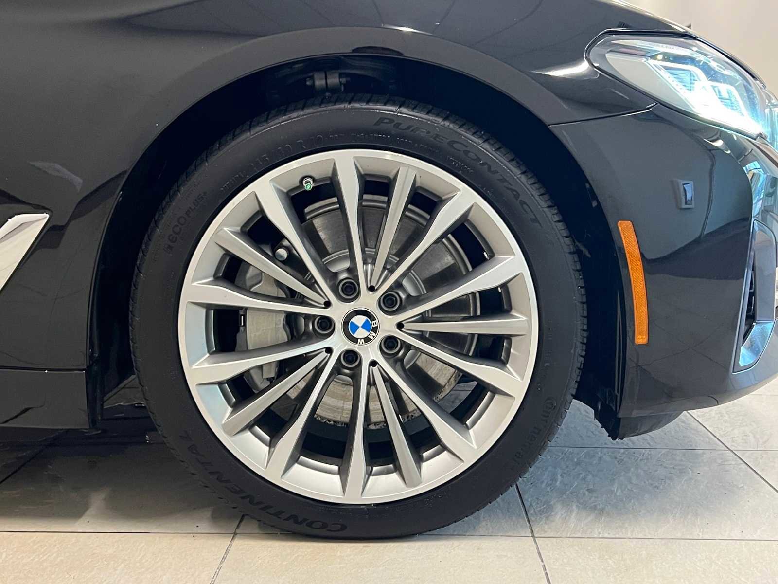 Used 2022 BMW 530i xDrive w/ Convenience Package image 7