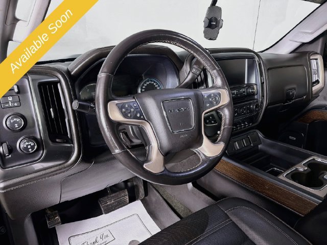 Used 2018 GMC Sierra 2500 Denali w/ Duramax Plus Package AWD/4WD image 9