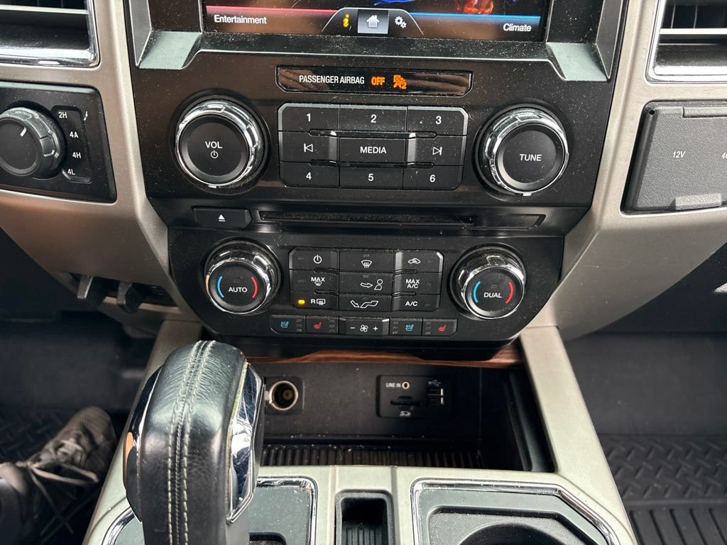 Used 2015 Ford F150 Lariat AWD/4WD image 26
