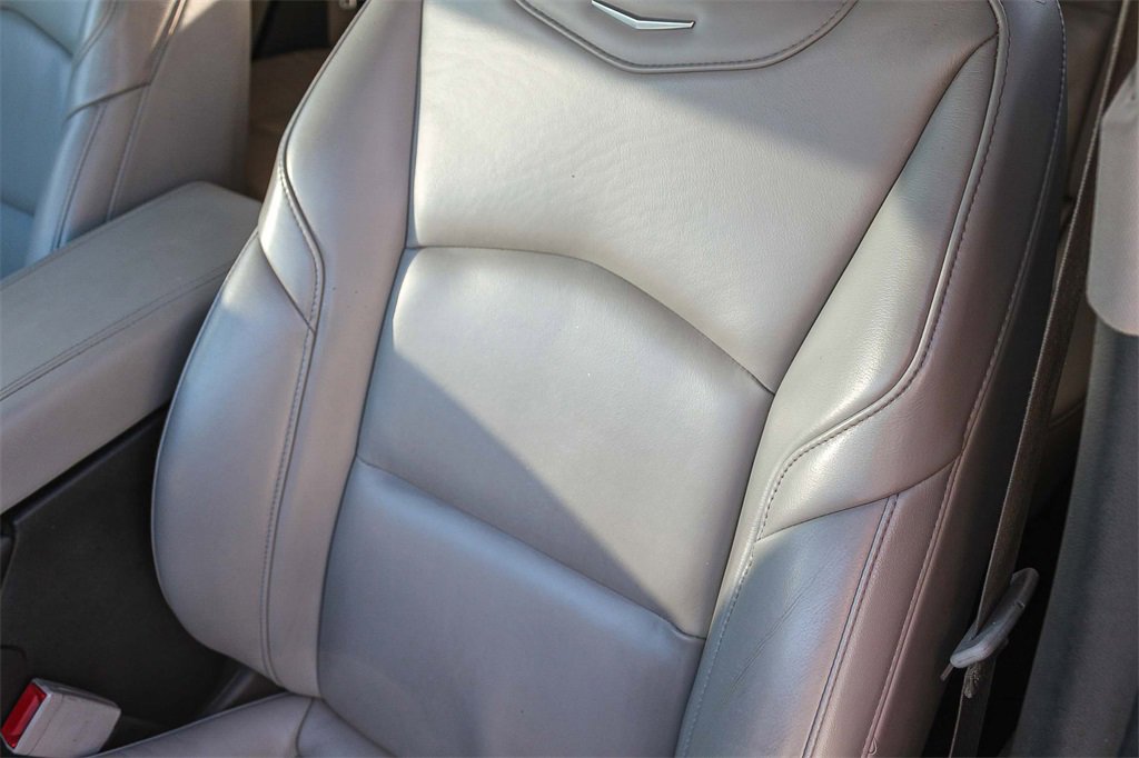 Used 2020 Cadillac XT4 Premium Luxury image 30