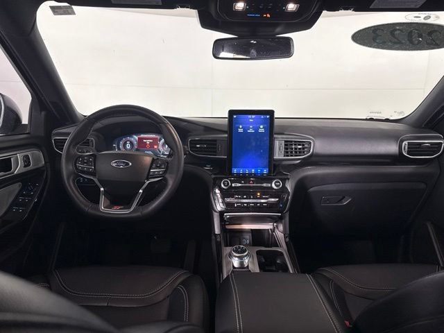 Used 2023 Ford Explorer ST w/ Equipment Group 401A AWD/4WD image 25