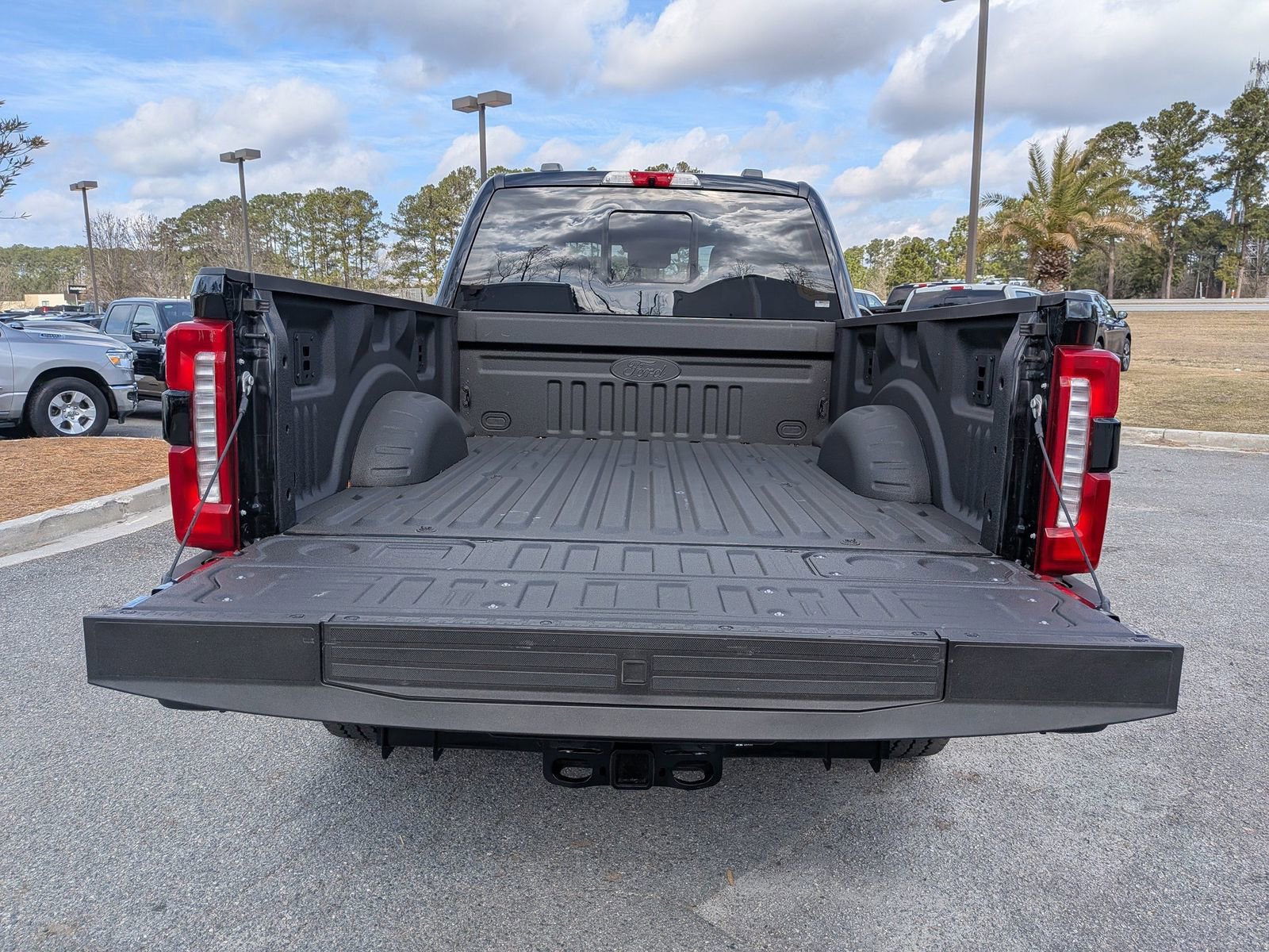Certified 2026 Ford F250 Lariat w/ Black Appearance Package image 14
