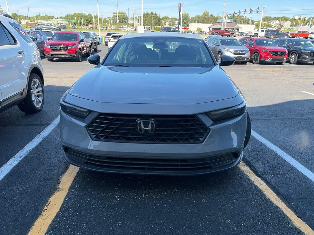 Used 2024 Honda Accord Sport image 3