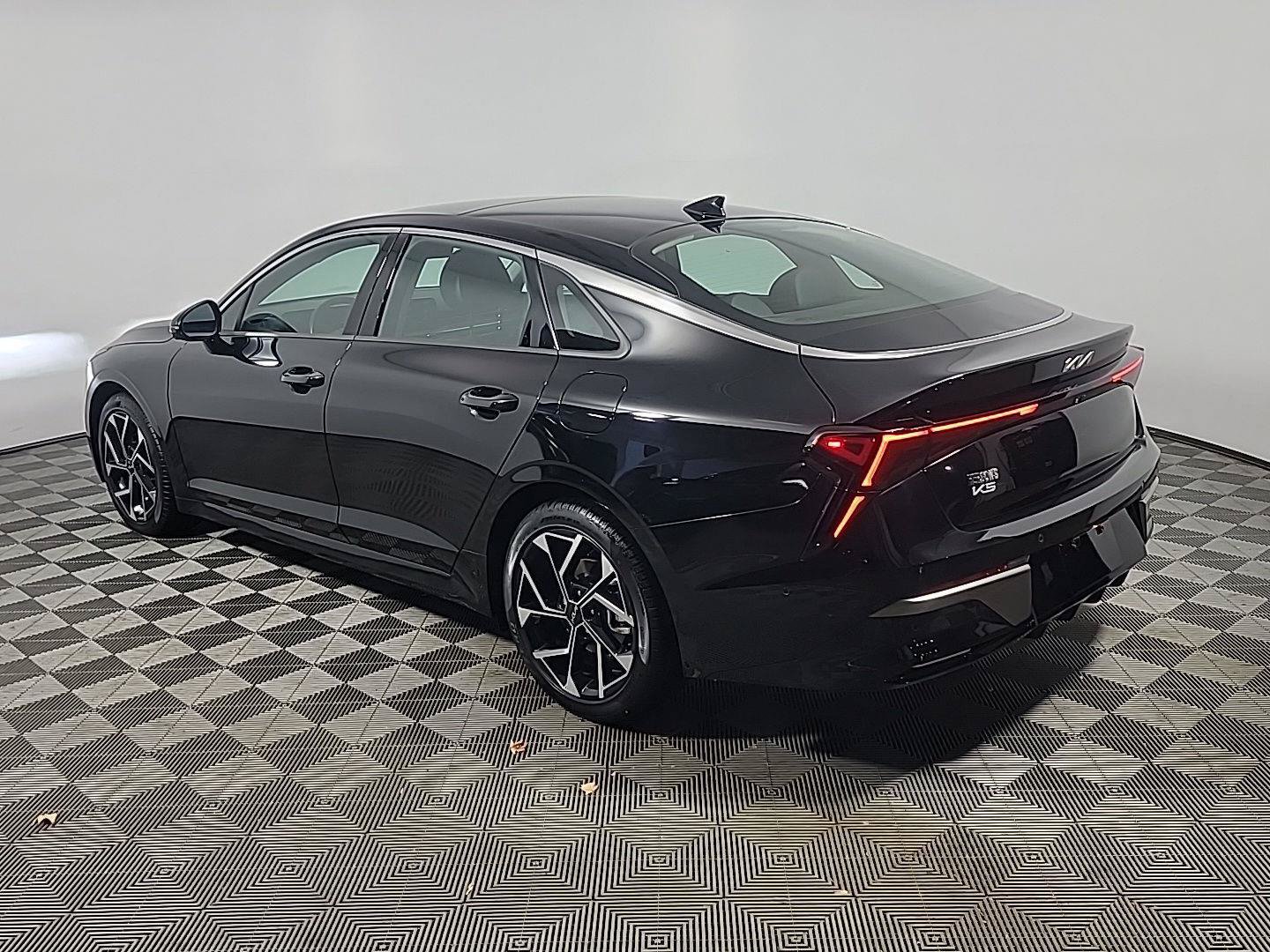 Certified 2025 Kia K5 EX FWD image 9