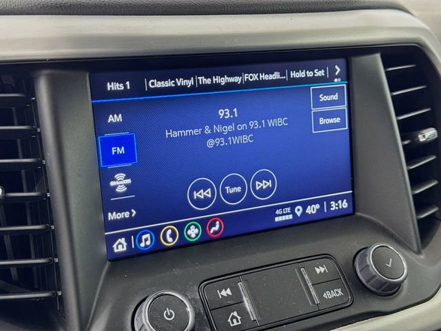 Used 2023 GMC Acadia SLE w/ Driver Convenience Package image 14