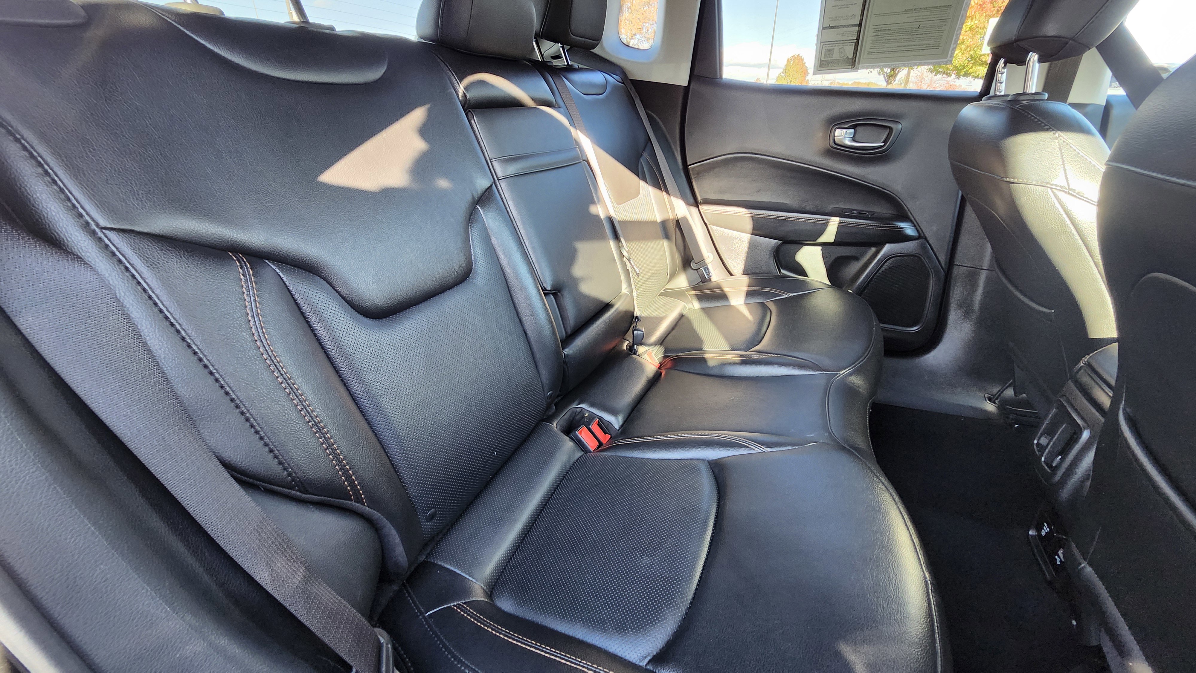 Used 2020 Jeep Compass Limited image 17