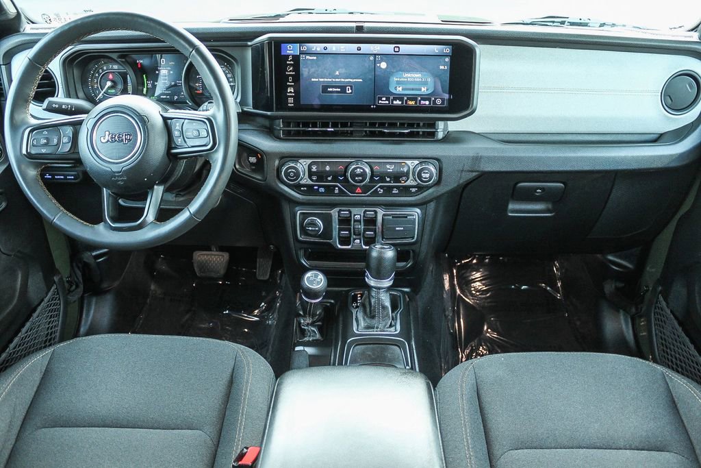 Used 2024 Jeep Wrangler Unlimited w/ Convenience Group AWD/4WD image 13