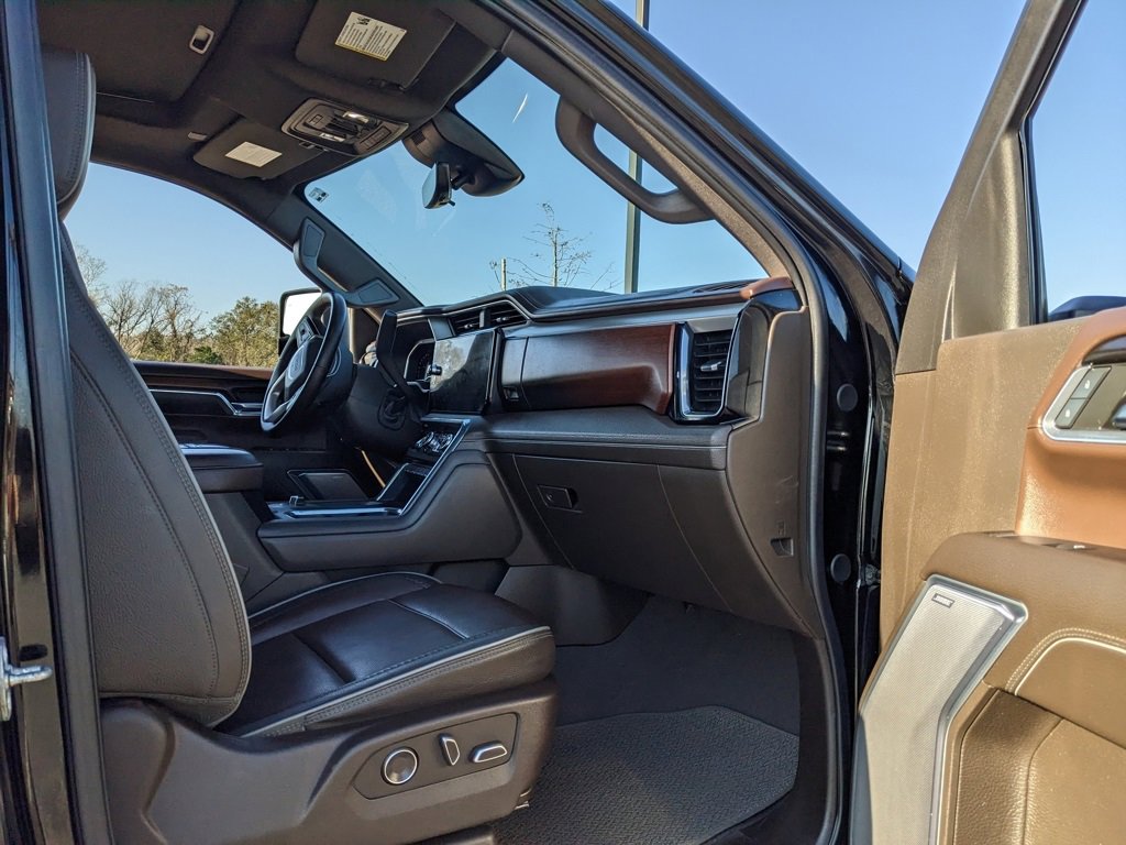 Used 2024 GMC Sierra 2500 Denali w/ Denali Reserve Package image 43