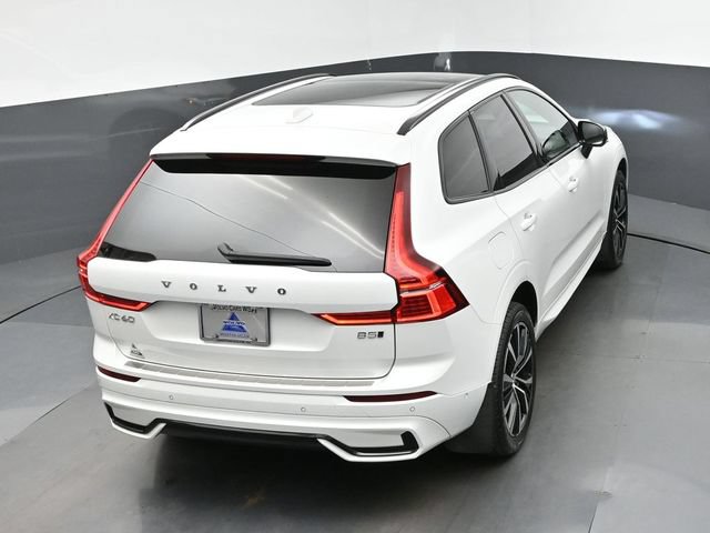 Used 2024 Volvo XC60 B5 Plus w/ Protection Package Premier AWD/4WD image 47