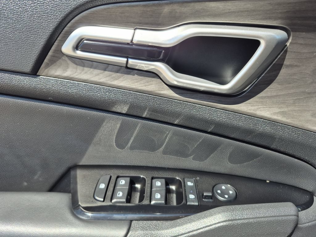 Certified 2024 Kia Sportage X-Line AWD/4WD image 8
