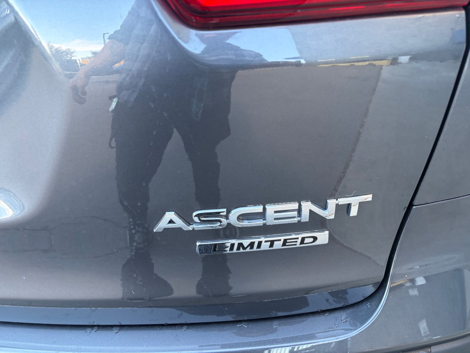 Used 2025 Subaru Ascent Limited w/ Popular Package #2 AWD/4WD image 28