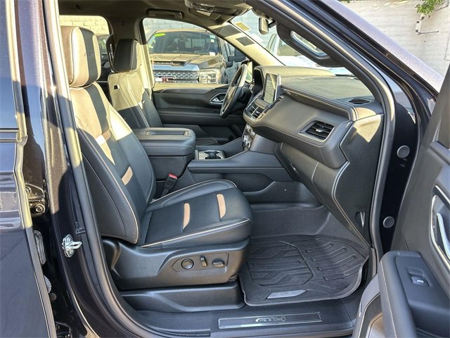 Used 2024 GMC Yukon XL AT4 w/ Technology Package image 27