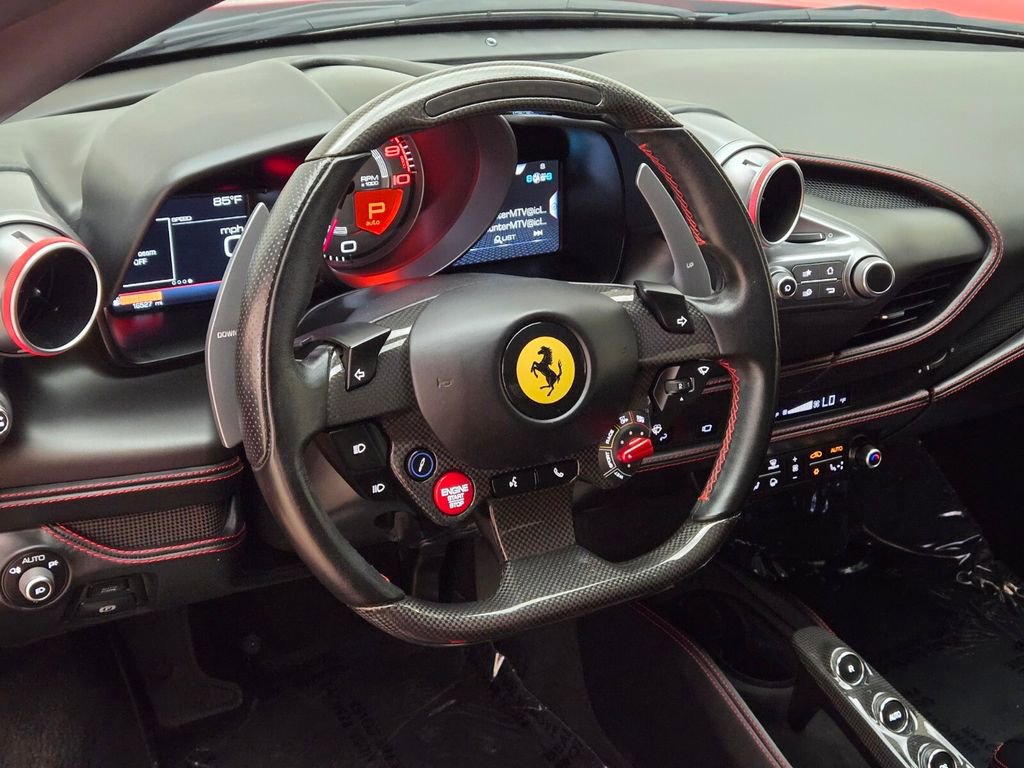 Used 2020 Ferrari F8 Tributo image 32