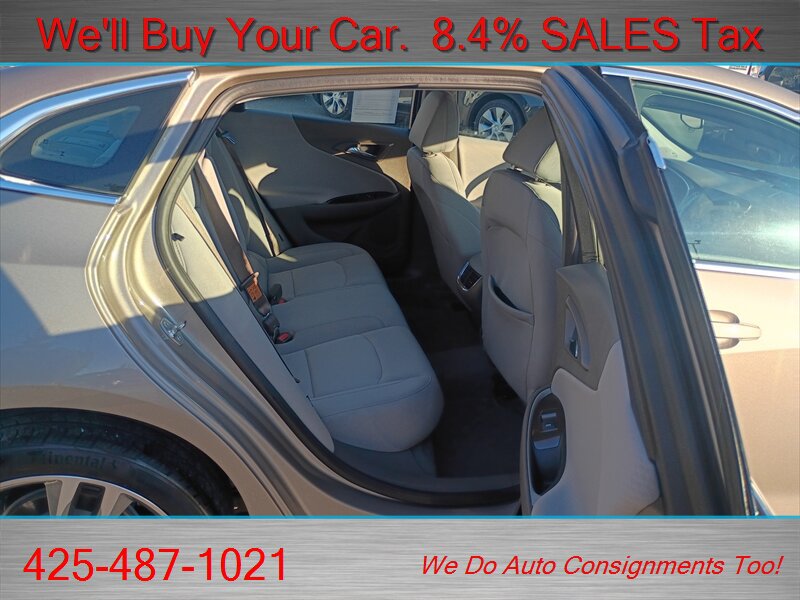 Used 2025 Chevrolet Malibu LT FWD image 15
