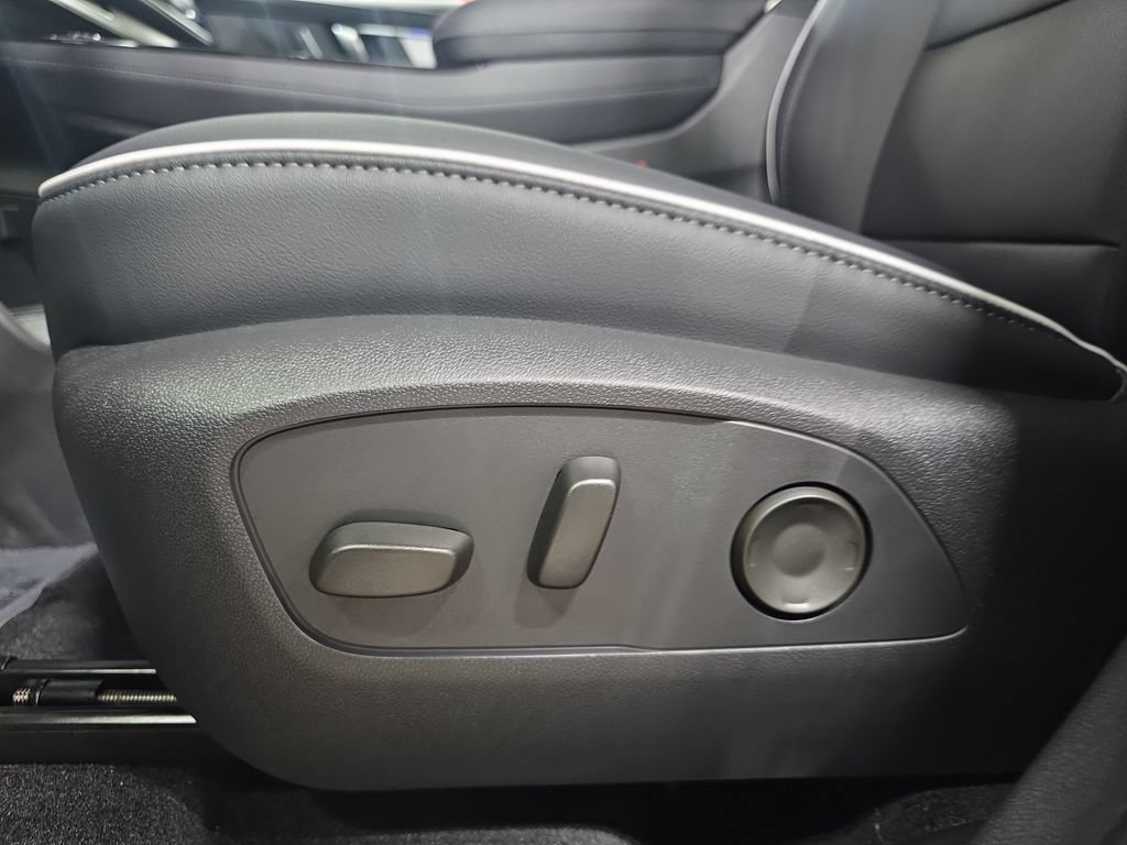 New 2027 Buick Enclave Preferred w/ Power Package FWD image 33