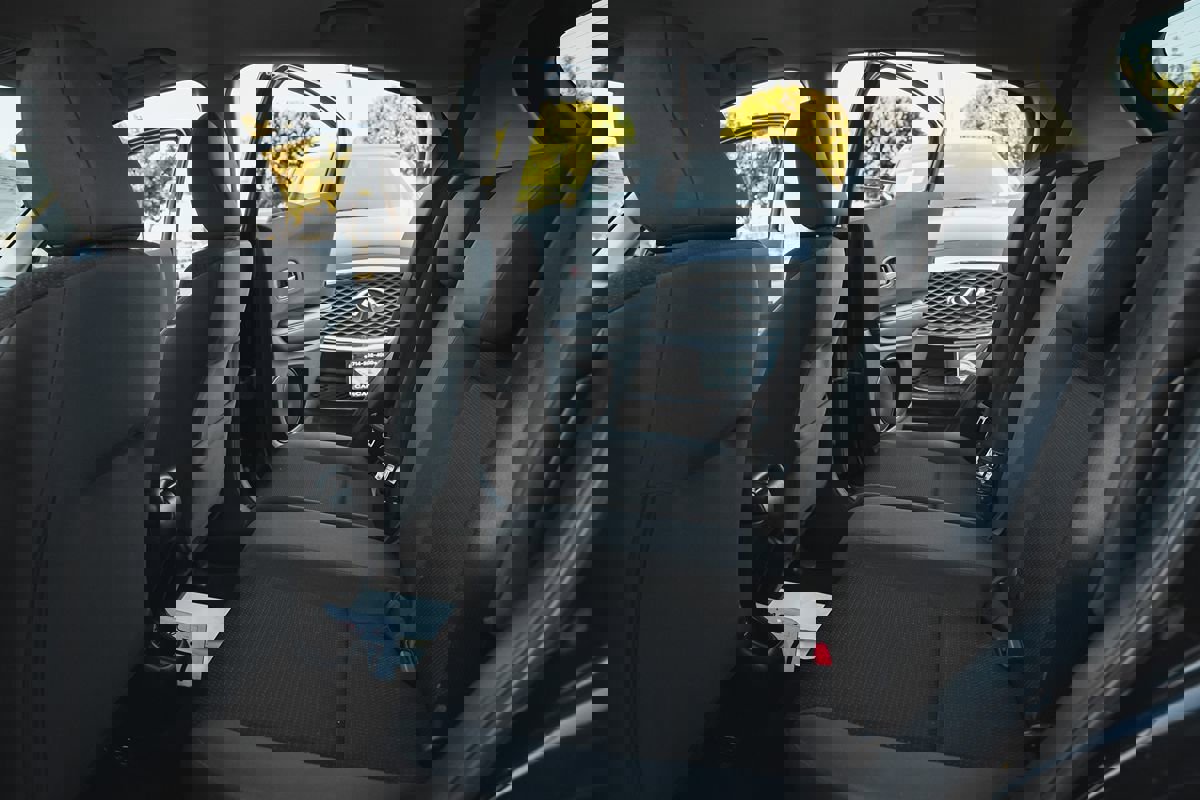 Used 2019 Honda HR-V LX image 12