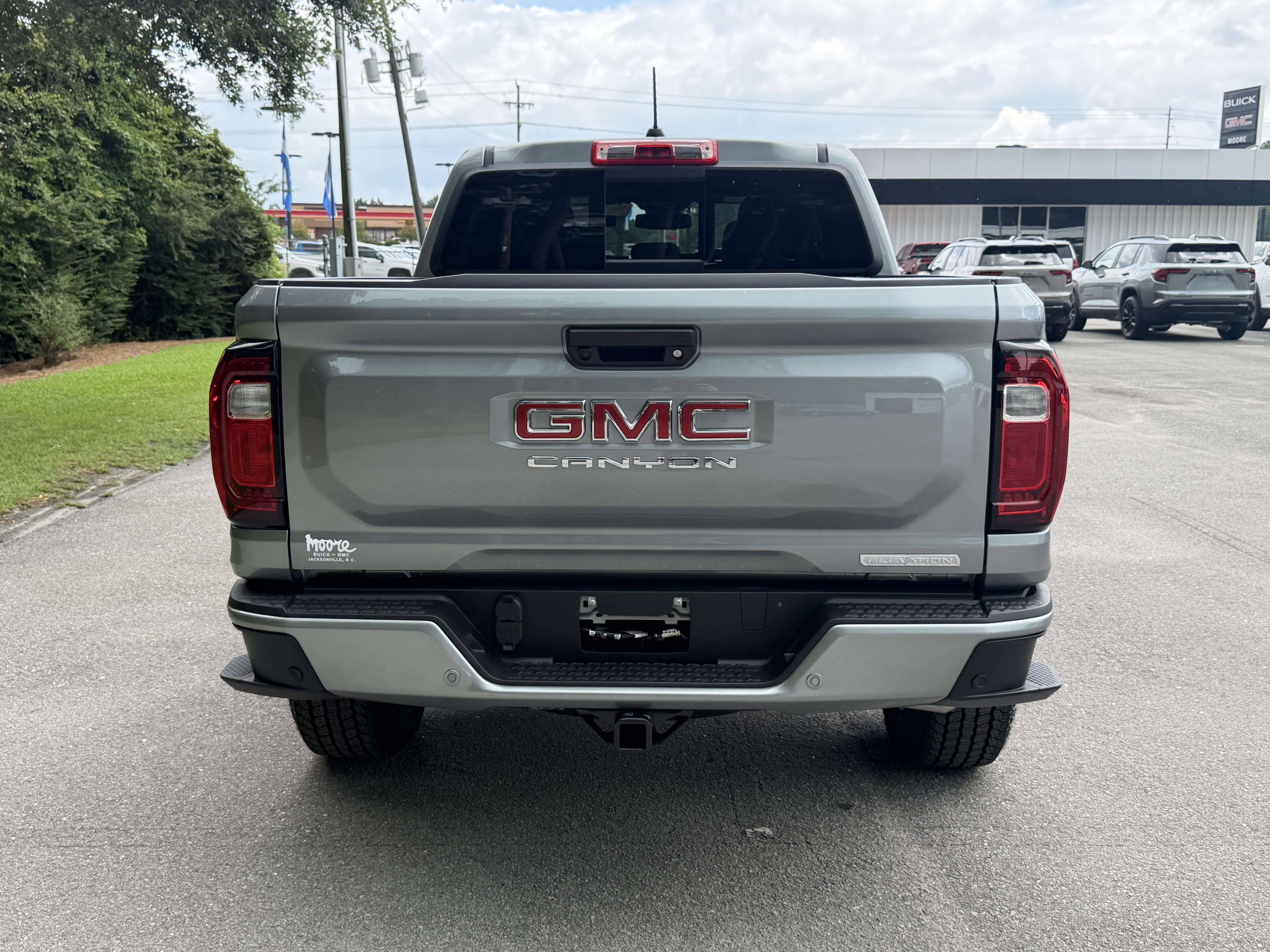 New 2026 GMC Canyon Elevation w/ Convenience Package RWD image 9