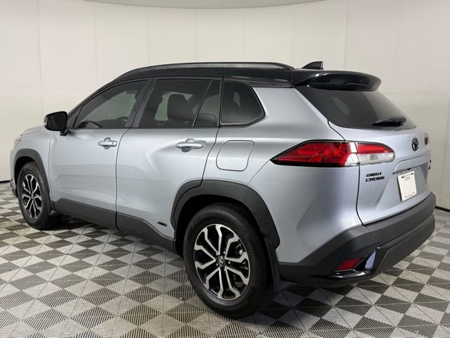 Used 2024 Toyota Corolla Cross SE w/ Moonroof Package image 6