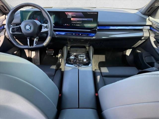 Used 2026 BMW 550e xDrive w/ Executive Package AWD/4WD image 12