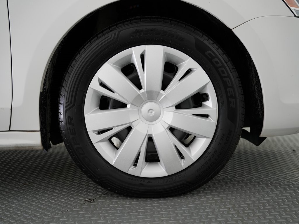 Used 2012 Volkswagen Jetta SE image 48