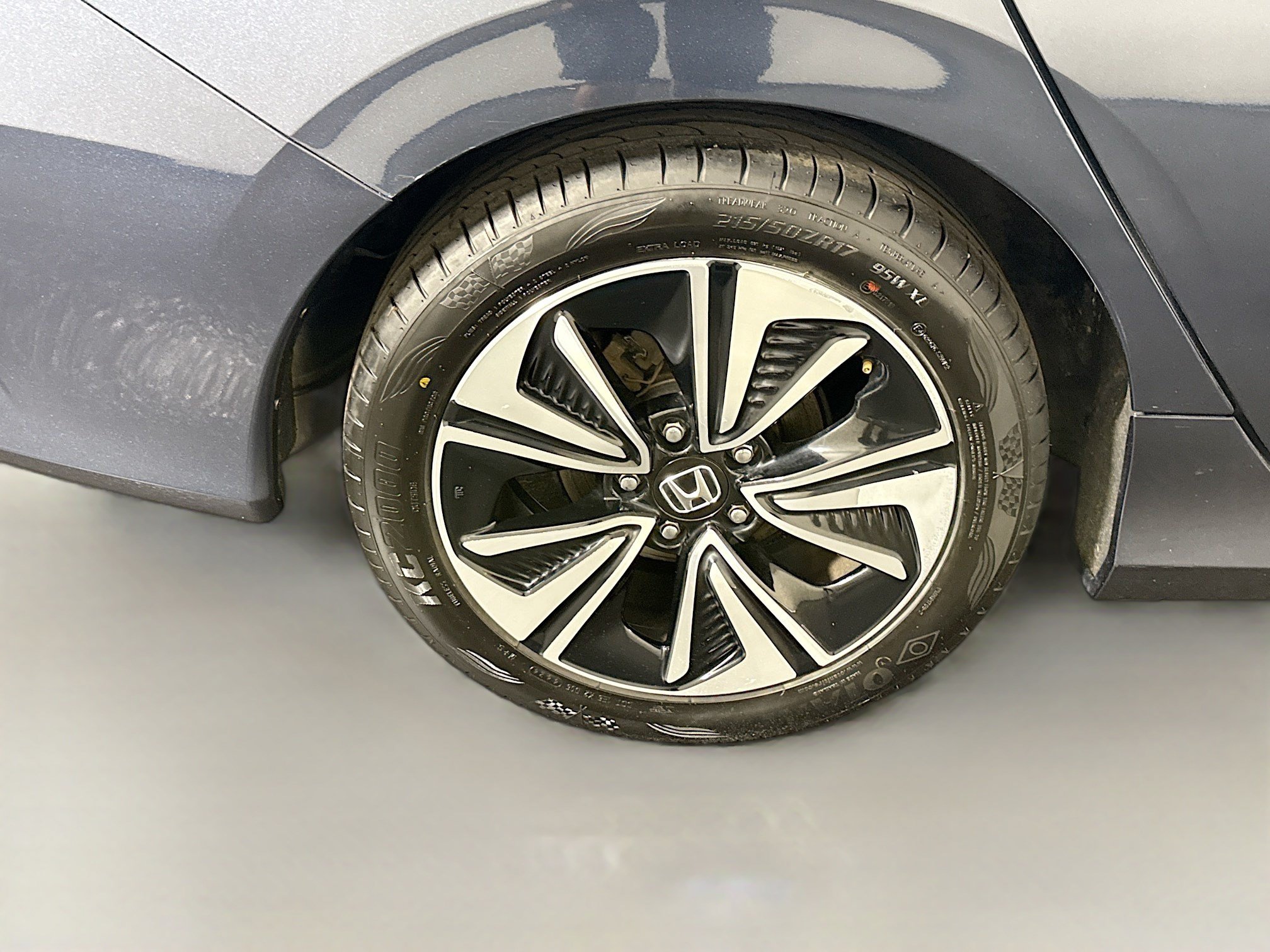 Used 2016 Honda Civic EX-L image 33