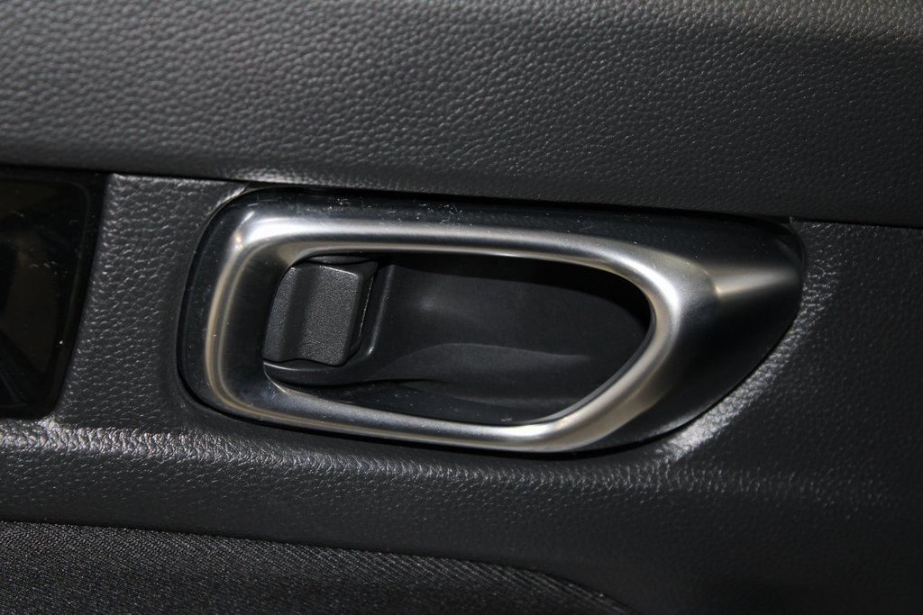 Used 2025 Honda Civic FWD Hybrid Sedan image 8