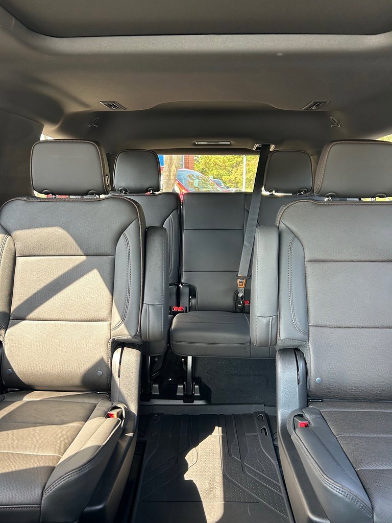 Used 2024 Chevrolet Tahoe High Country image 13