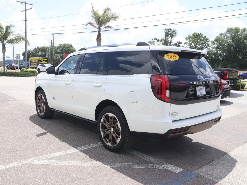 Certified 2025 Ford Expedition King Ranch AWD/4WD image 10
