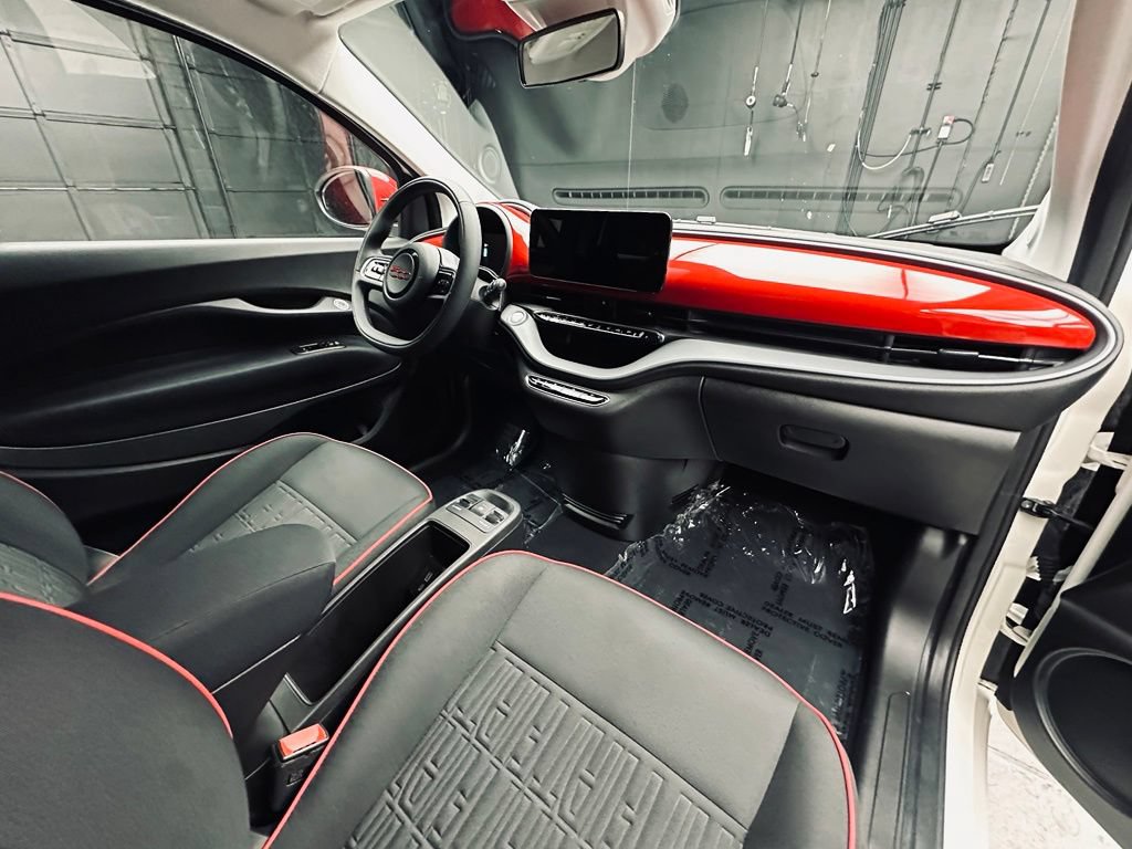 Used 2024 FIAT 500 e (RED) FWD image 19