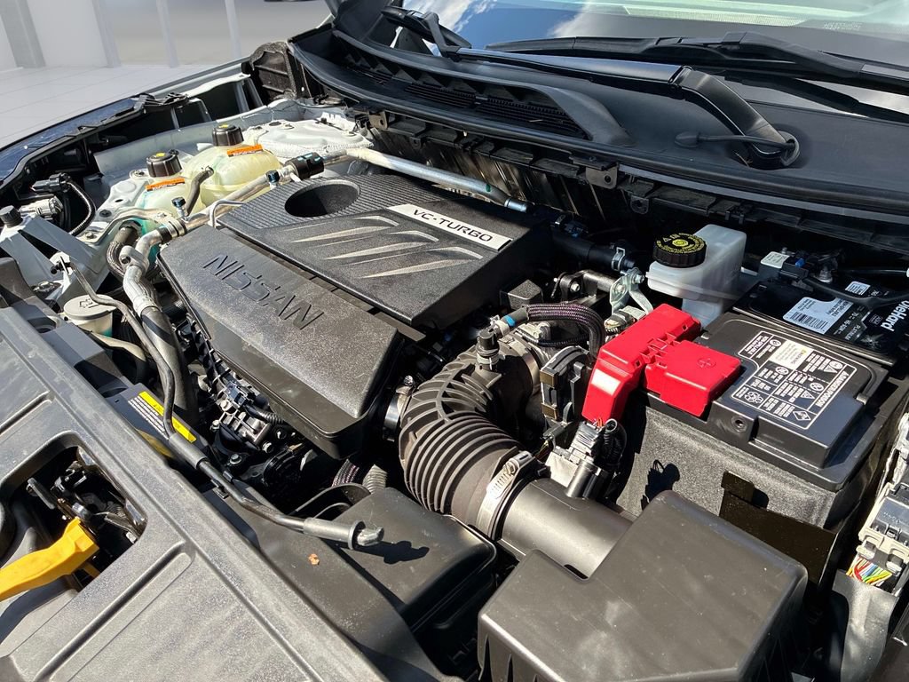 Used 2024 Nissan Rogue SV AWD/4WD image 14