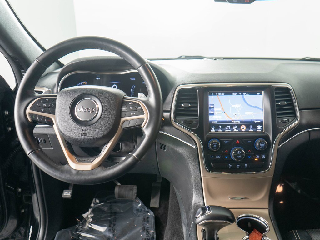 Used 2015 Jeep Grand Cherokee Limited w/ Luxury Group II image 14