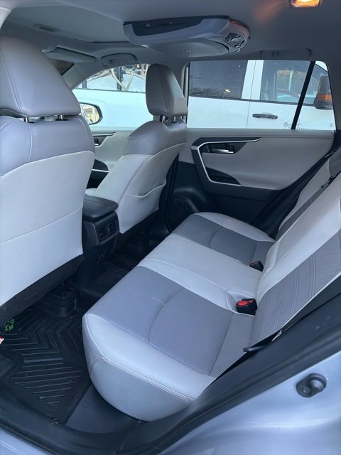 Used 2019 Toyota RAV4 Limited w/ Cold Weather Package image 6
