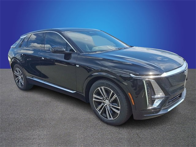 New 2025 Cadillac Lyriq Luxury image 3