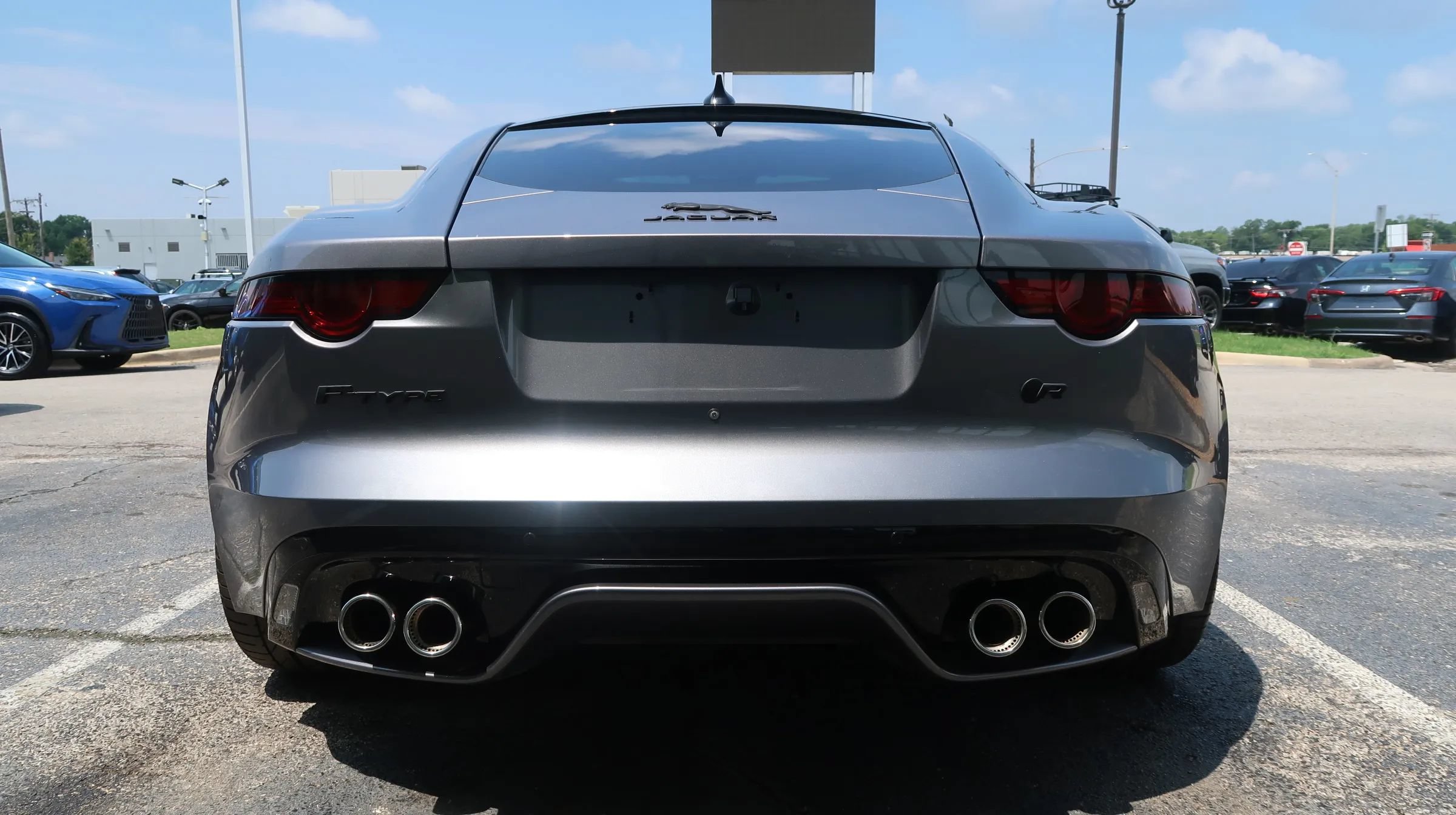 Used 2020 Jaguar F-TYPE R AWD/4WD image 10