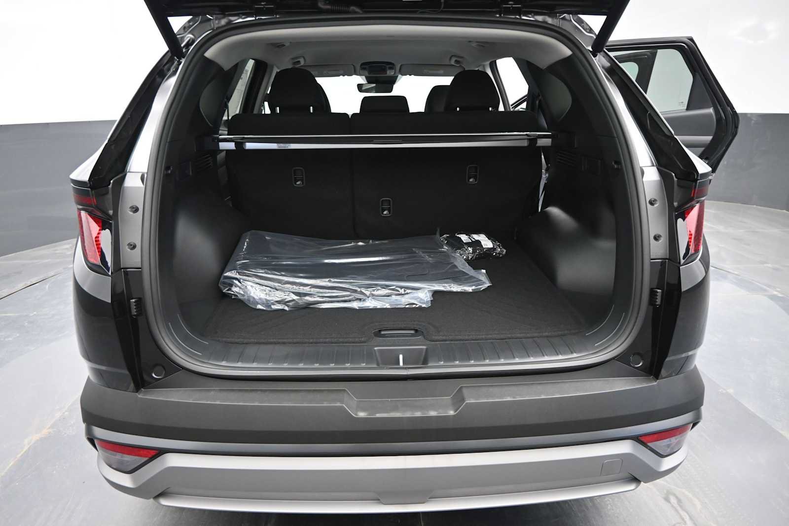 New 2026 Hyundai Tucson SEL FWD image 14