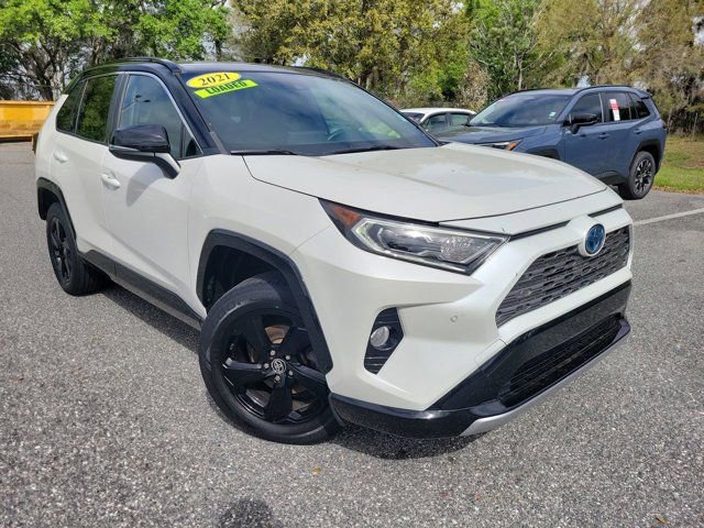 Used 2021 Toyota RAV4 XSE image 8
