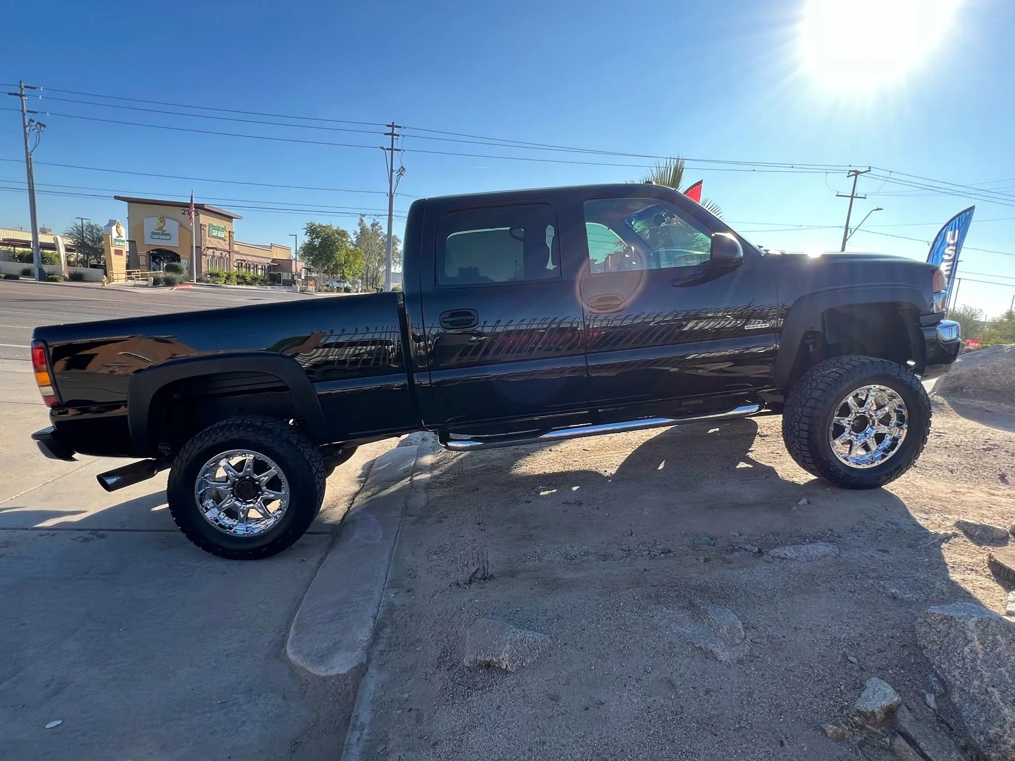 Used 2004 GMC Sierra 2500 SLT w/ Heavy-Duty Power Package AWD/4WD image 6